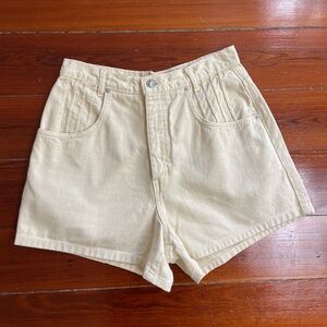 Vintage French Dressing 90s Butter Yellow High Waisted Denim Shorts Sz 10 💚🎀